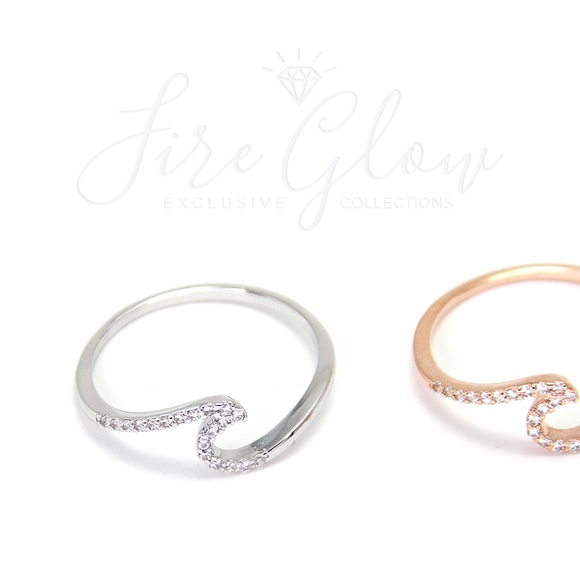 Silver Tone Studded Wave Ring - Picture 4 of 6